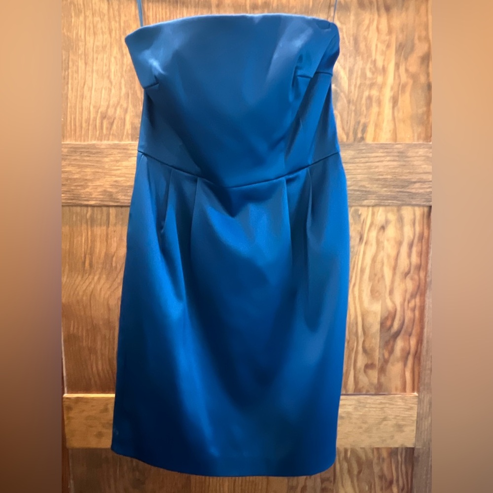 Gorgeous Blue Strapless Satin Mini Dress from Express - size 4 Vintage
